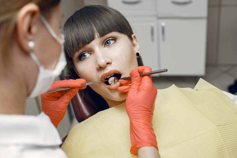 Chipped Tooth Treatment in Hyderabad